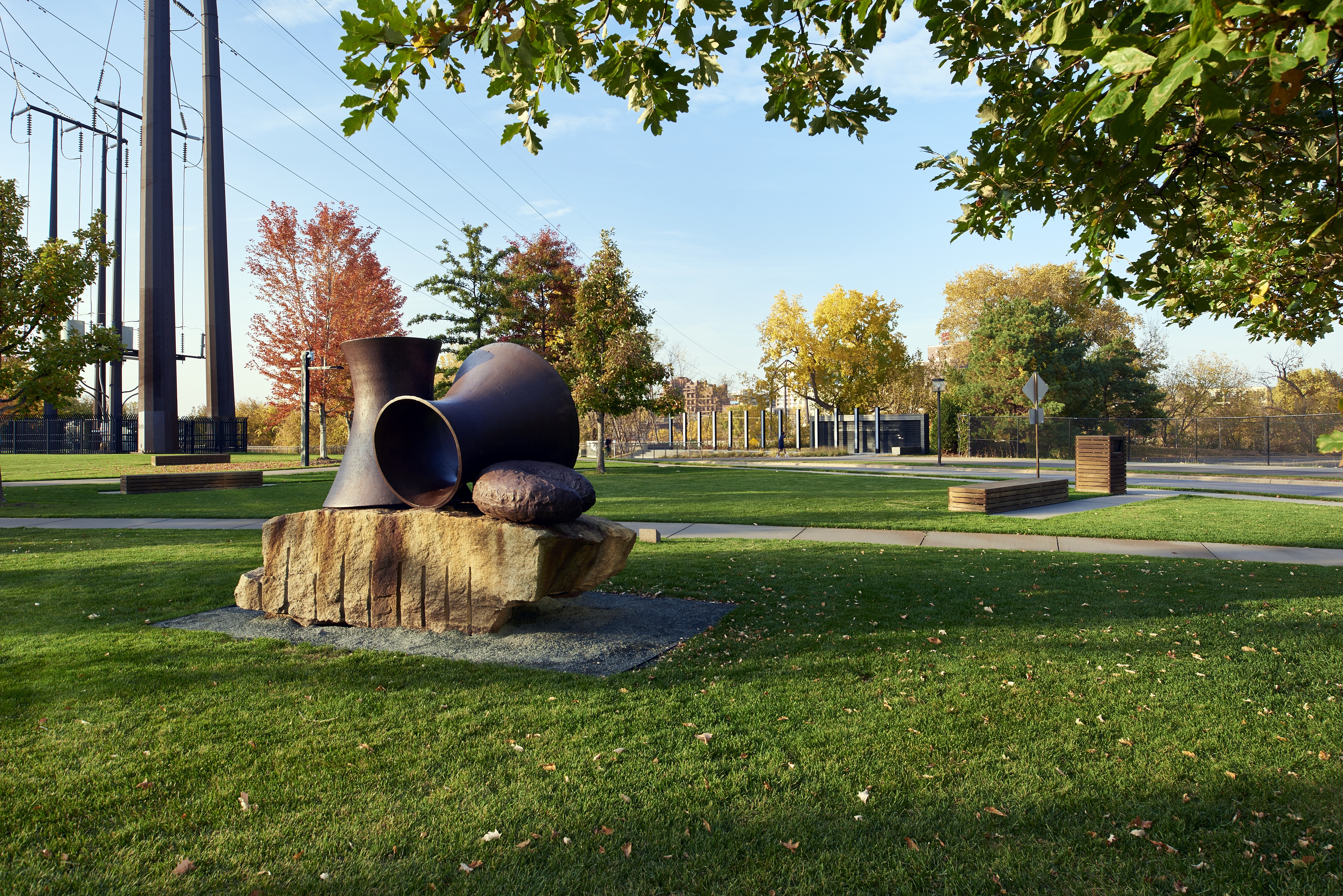 Tony Cragg, Ordovician, 1989, on loan to the City of Minneapolis and Gold Medal Park. Photo: George Heinrich, October 2016.