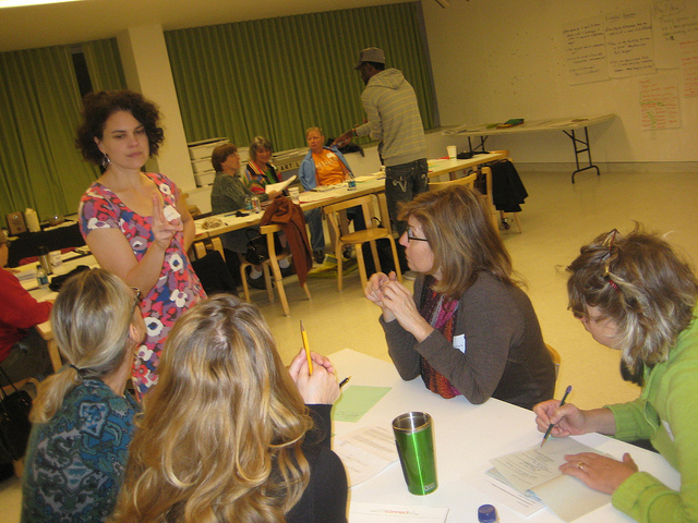 Becca Barniskis, at left, teaching at the Walker Art Center. Photo courtesy of the author.