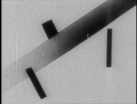 Hans Richter’s Rhythmus 23 (1923). Image courtesy of the Ruben/Bentson Moving Image Collection 